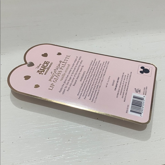 Alice in Wonderland Queen of Hearts Lipgloss Palette - 4 Shades - Picture 4 of 5